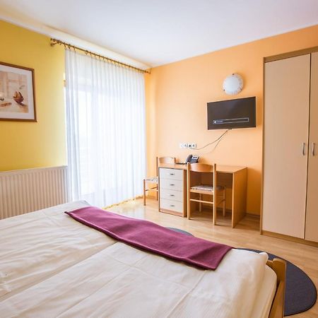 Guesthouse Beno Starše Екстериор снимка