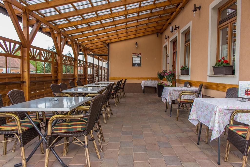 Guesthouse Beno Starše Екстериор снимка