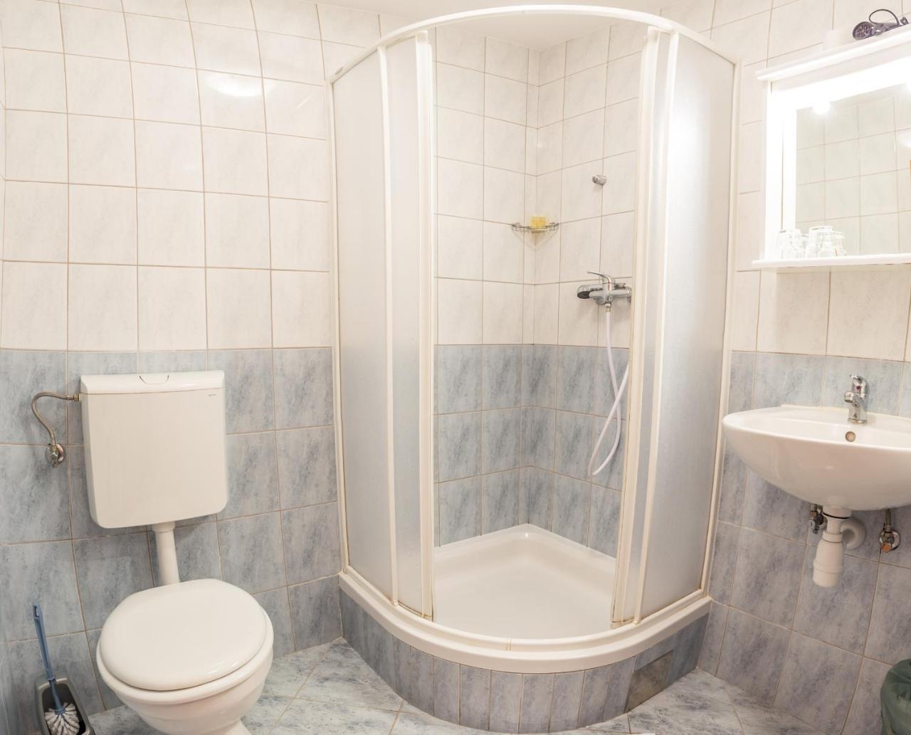Guesthouse Beno Starše Екстериор снимка