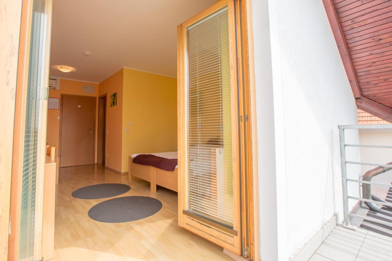 Guesthouse Beno Starše Екстериор снимка