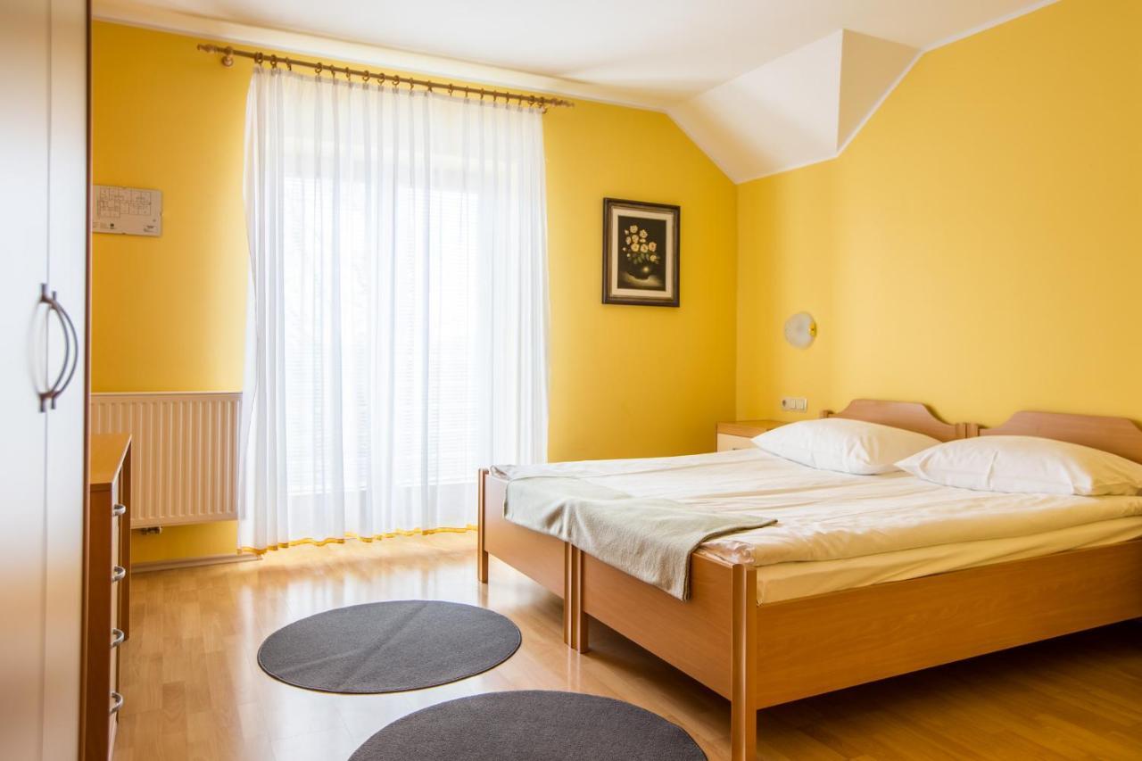 Guesthouse Beno Starše Екстериор снимка