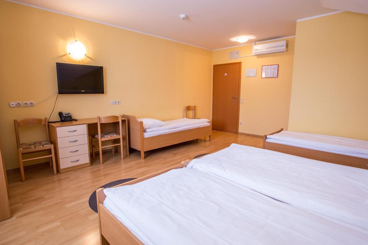 Guesthouse Beno Starše Екстериор снимка